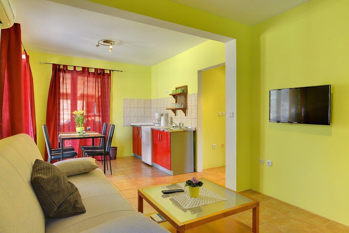 Apartments Puntica Liznjan Bagian luar foto